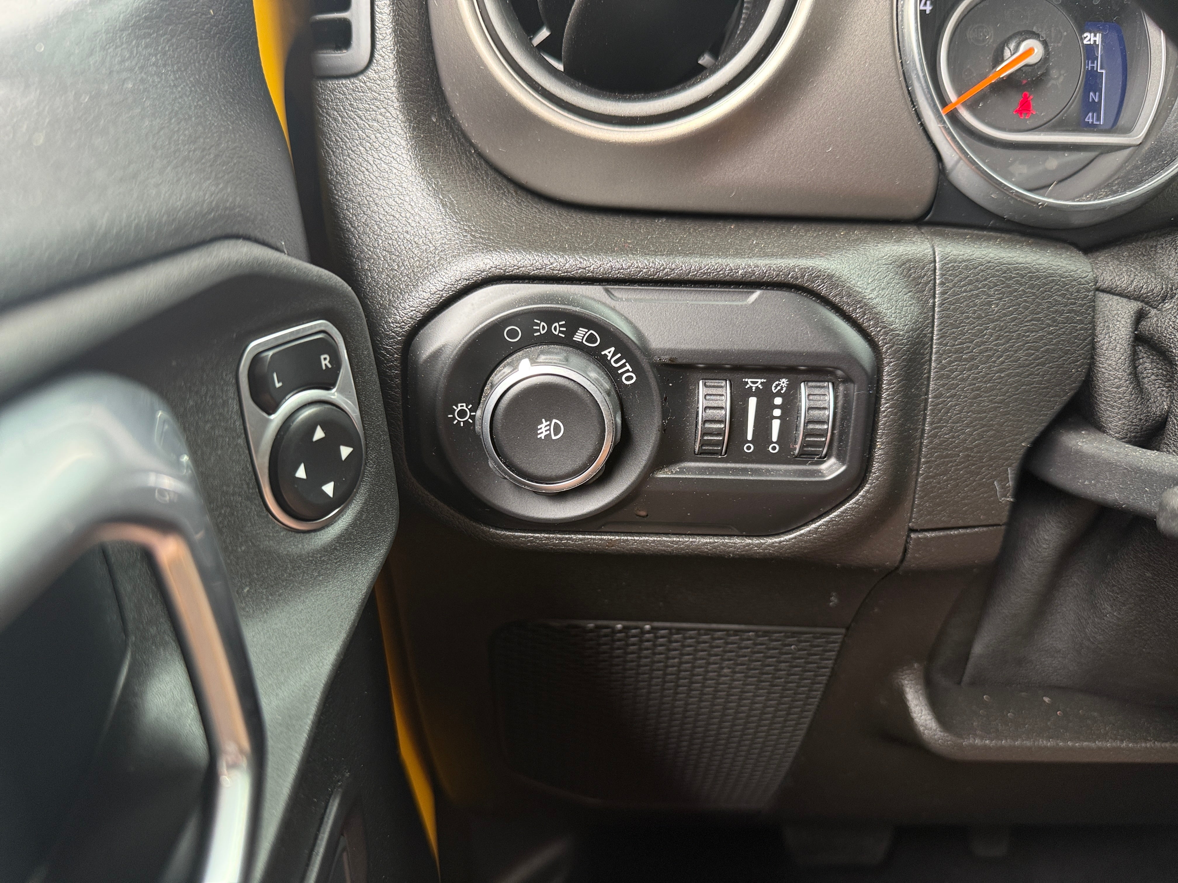 jeep all-new wrangler unlimited 2018 1C4HJXDGXJW317220 image jeep all-new wrangler unlimited 2018 1C4HJXDGXJW317220 image